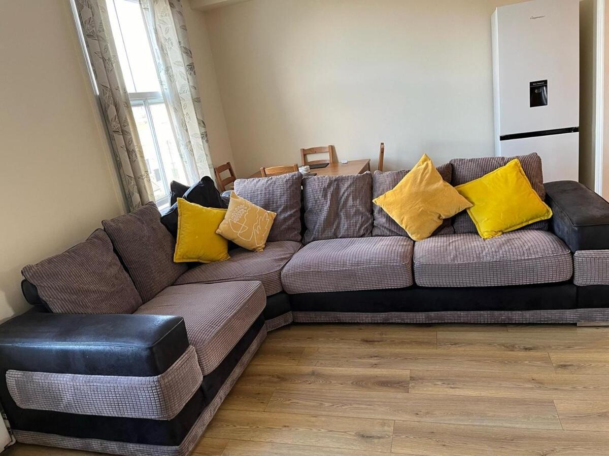 Stylish And Cosy 1-bed Flat * Londen